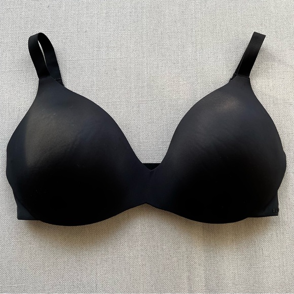 SKIMS Wireless Form Black Onyx Push-Up Bra 40F - Picture 9 of 16